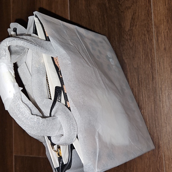 Marc Jacobs Mini Cheetah Bold Grind Leather Tote - Picture 9 of 14